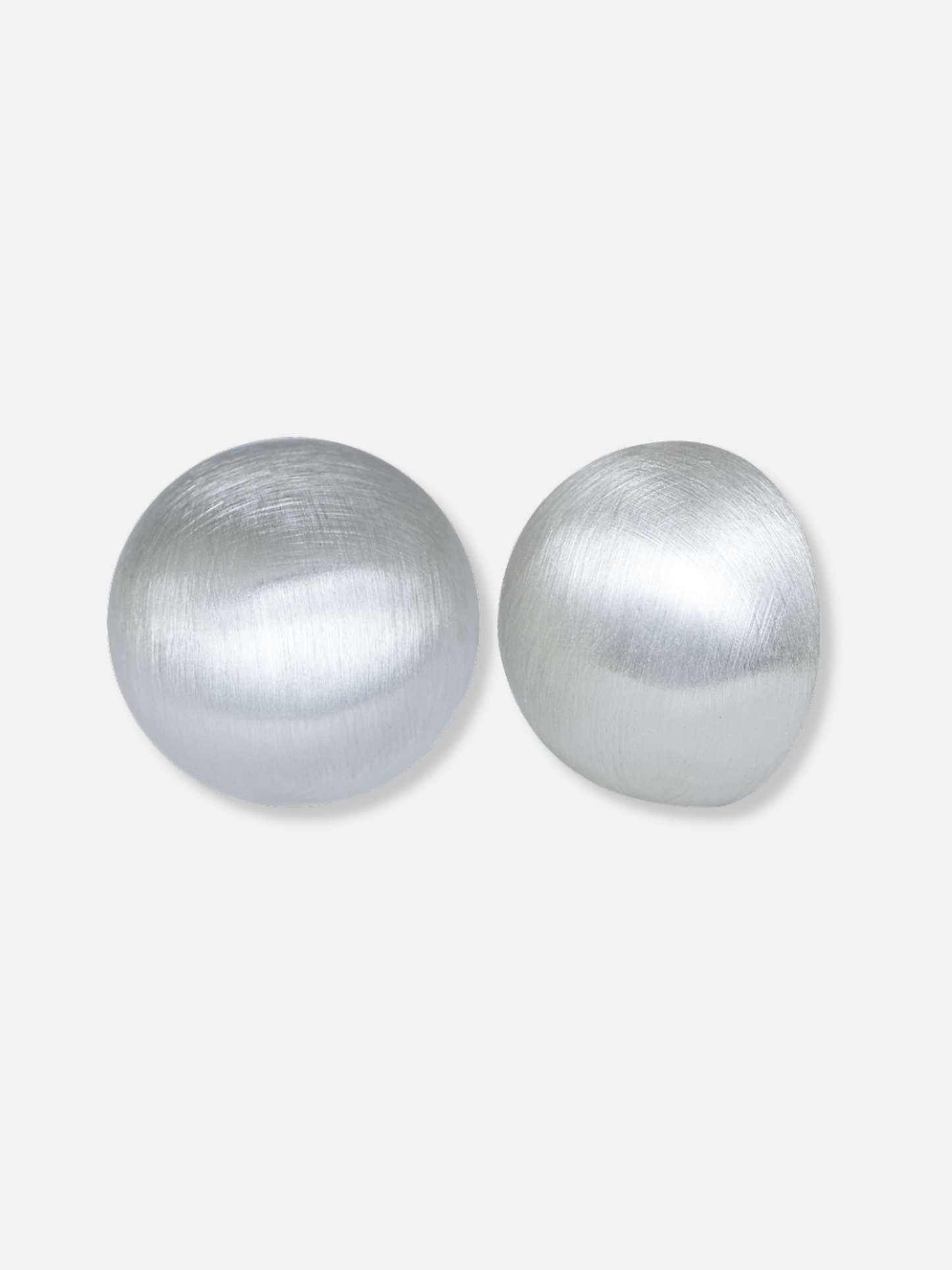 Noa Gold Stud Earrings