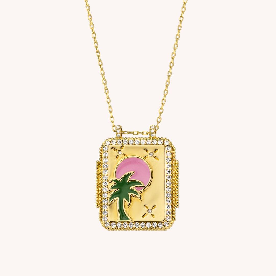 Leira Pendant Necklace