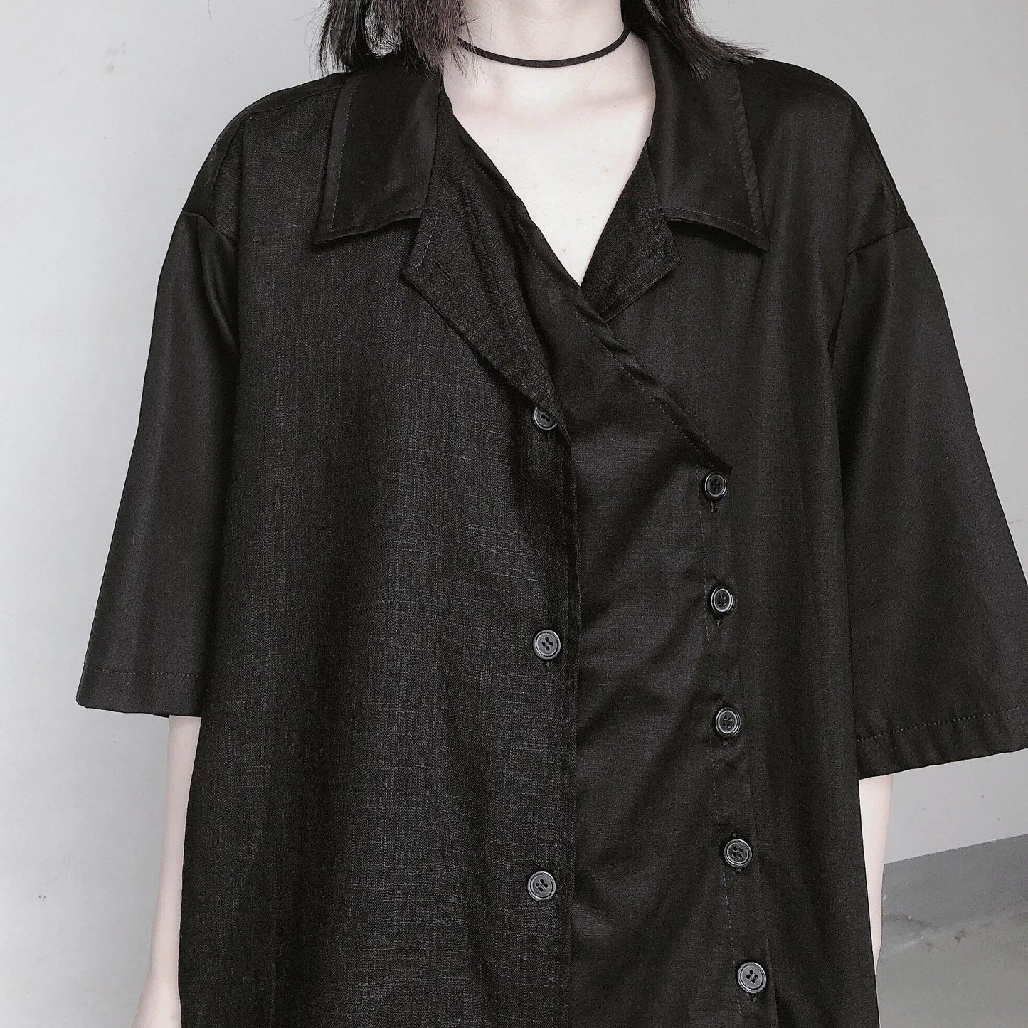 Notched Patchwork Tunic Shape Black Blouses