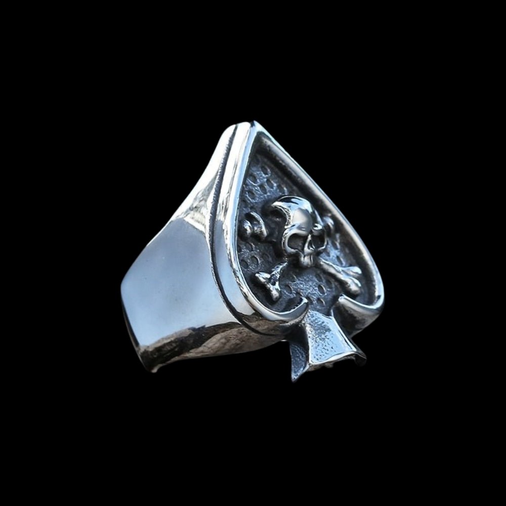 Gothic Spades Skull Ring