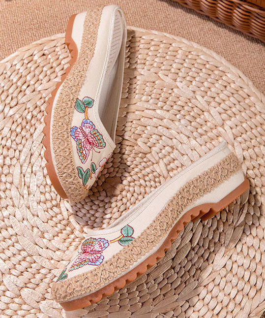 Beige Butterfly Embroideried Splicing Linen Fabric Slide Sandals