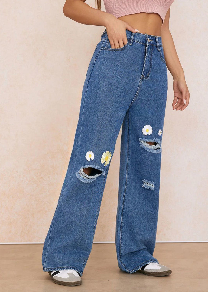 Stylish Blue Embroidered Pockets Straight Ripped Jeans Spring