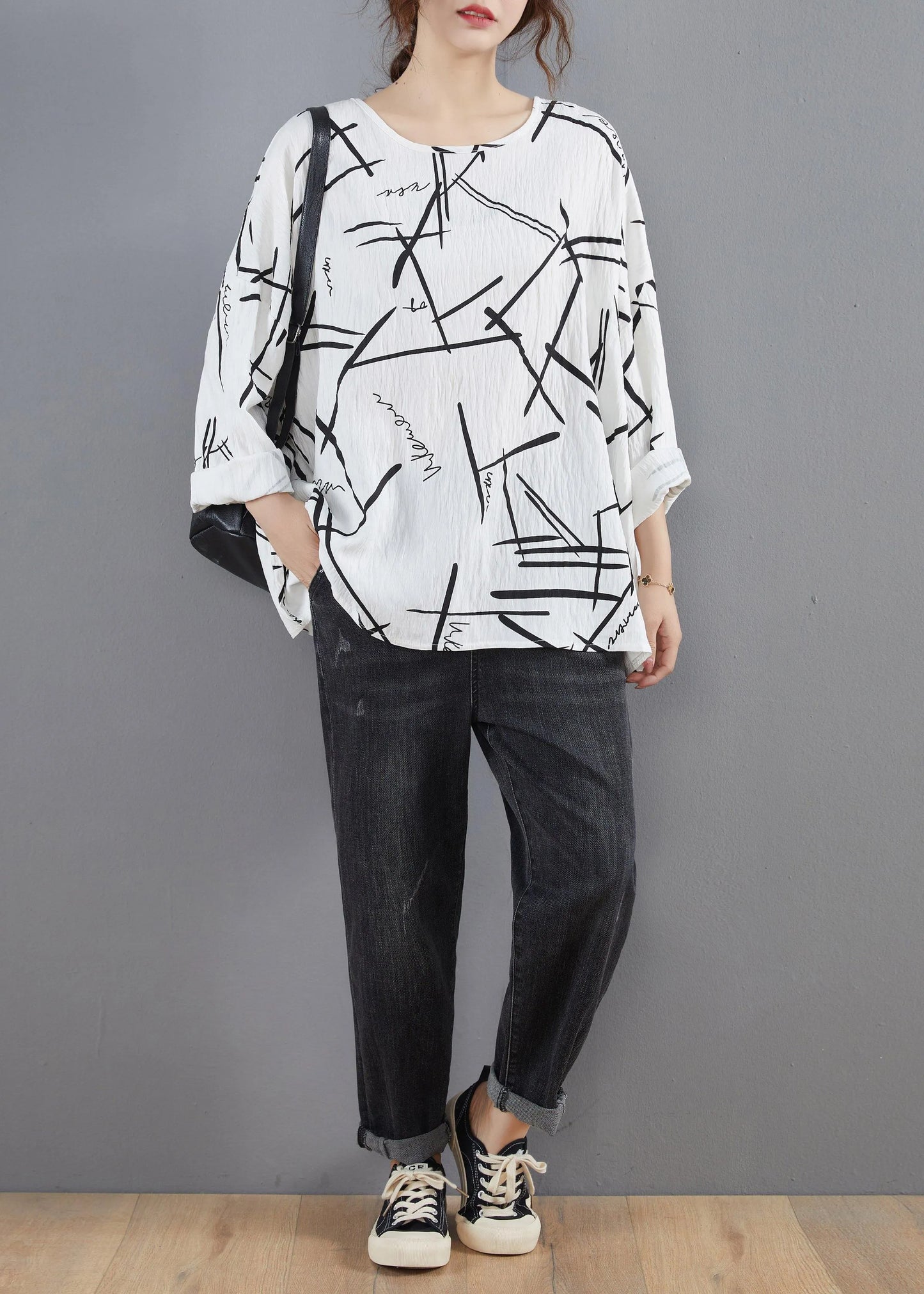 Simple O Neck Spring Design White Print Blouses