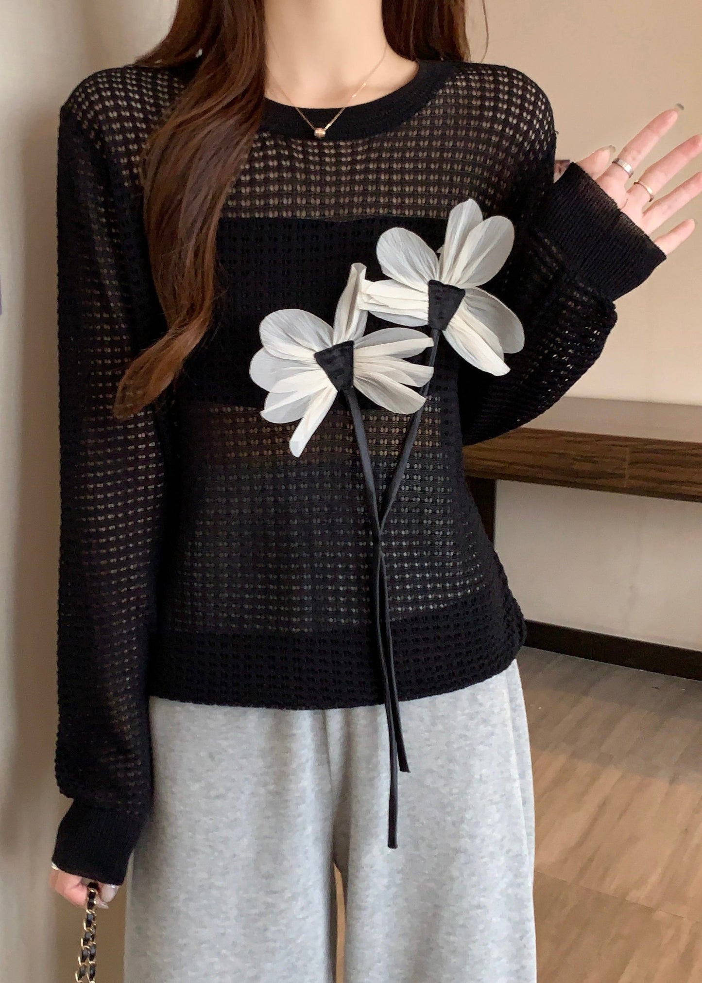 French Black O Neck Hollow Out Knit Top Spring