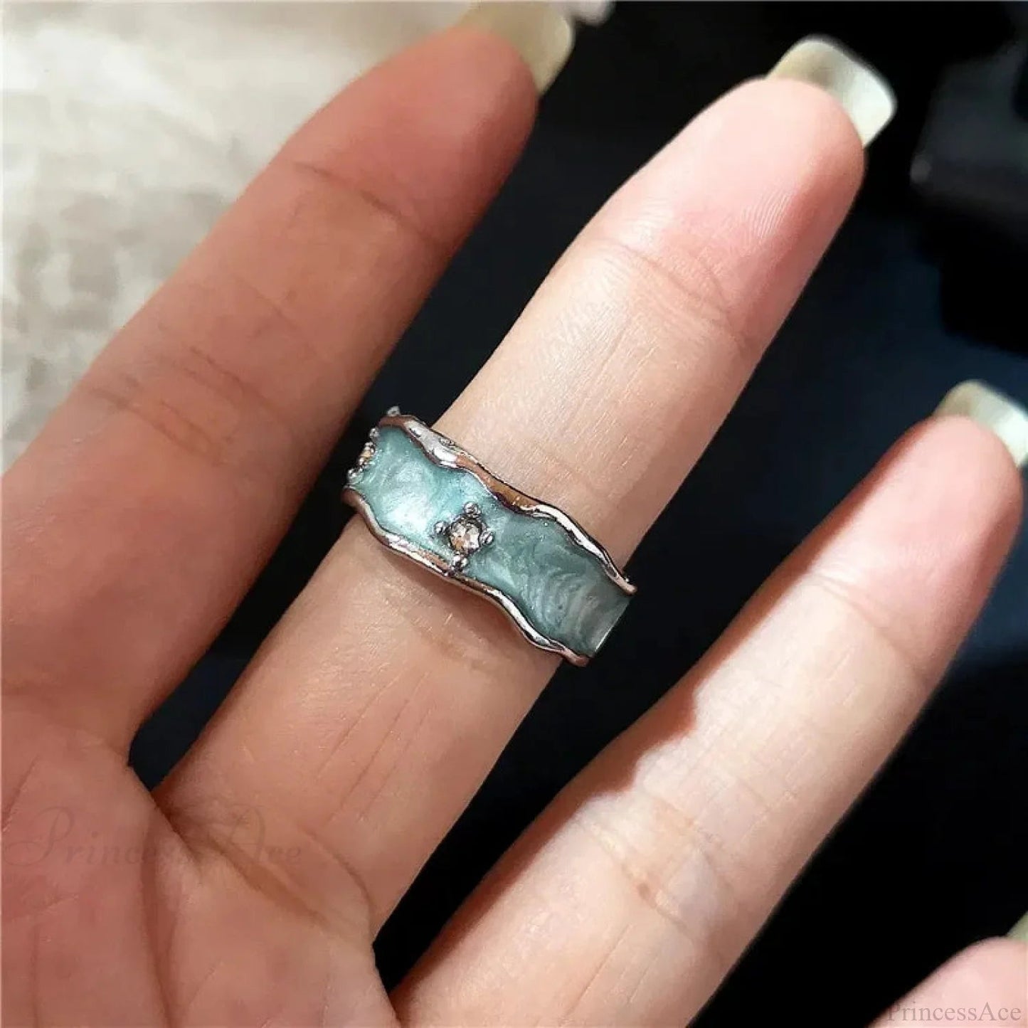 Futuristic Backbone Medieval Talon Ring