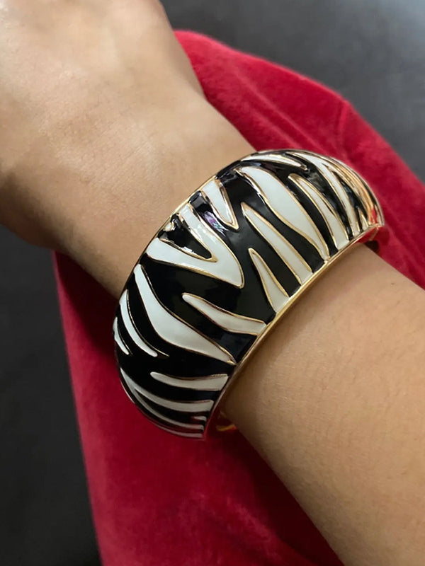 Geometric Zebra-stripe Bracelet Accessories
