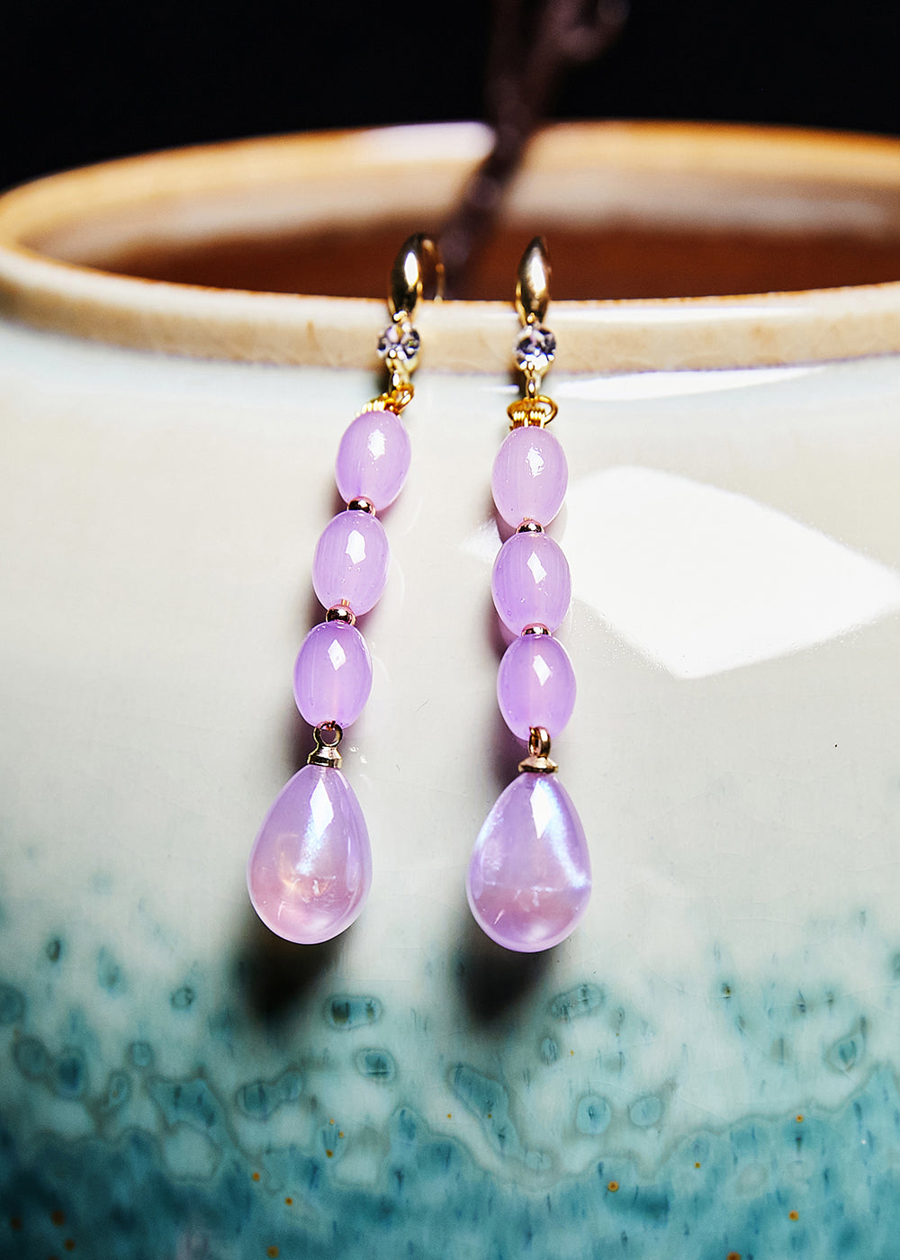 Light Purple Droplet Shape Crystal Drop Earrings