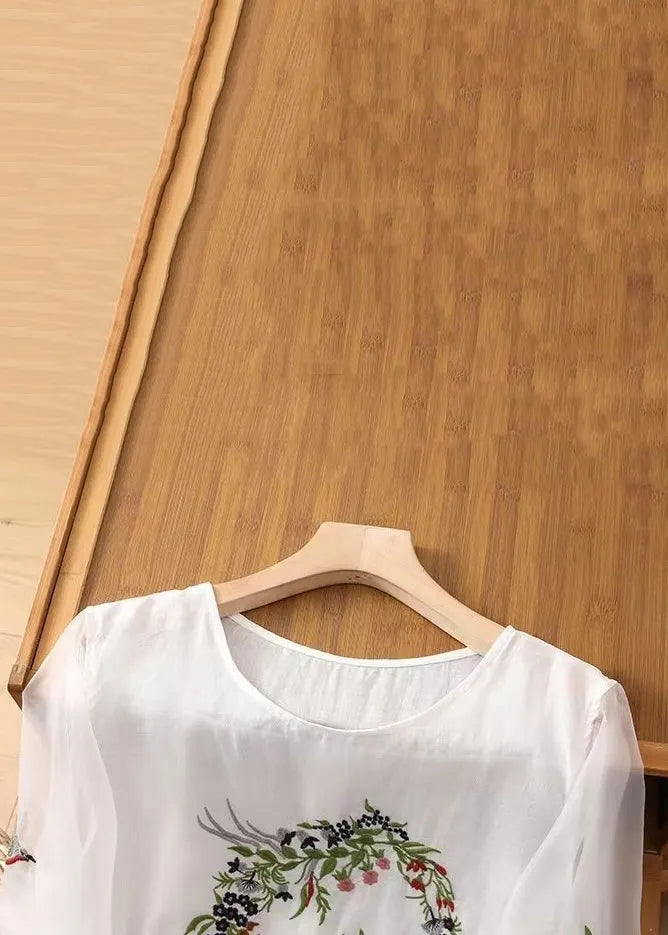 White O Neck Embroideried Cotton T Shirts Summer