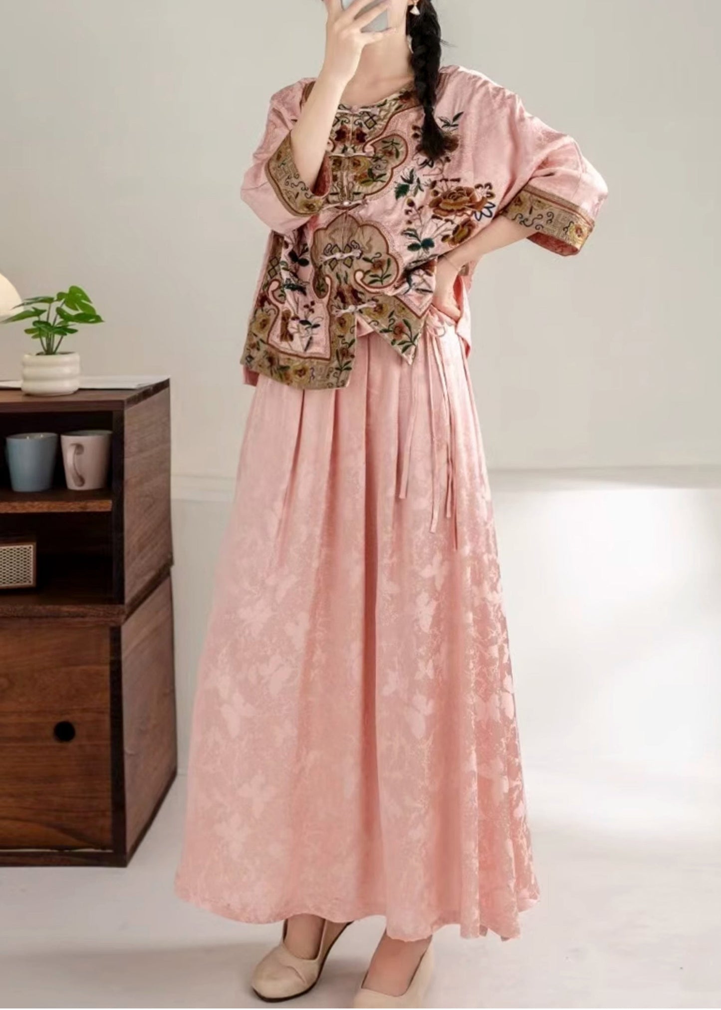 Pink Jacquard Exra Large Hem Silk Skirt Spring