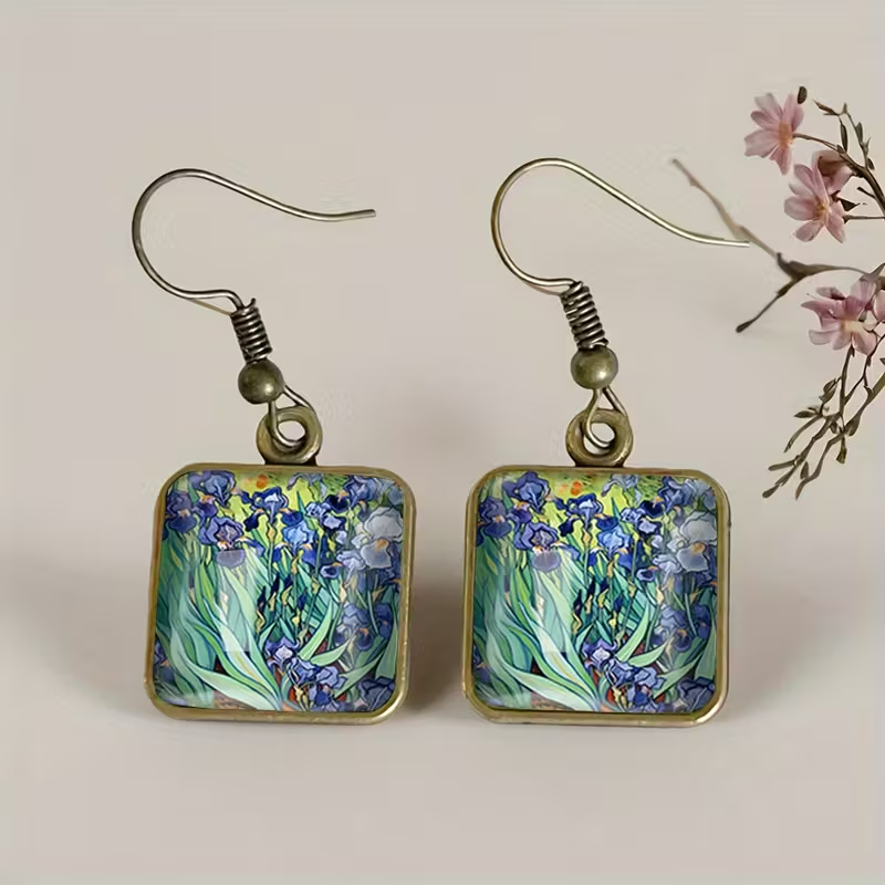 Boucles d'Oreilles Cube Peintes à la Main Iris Van Gogh
