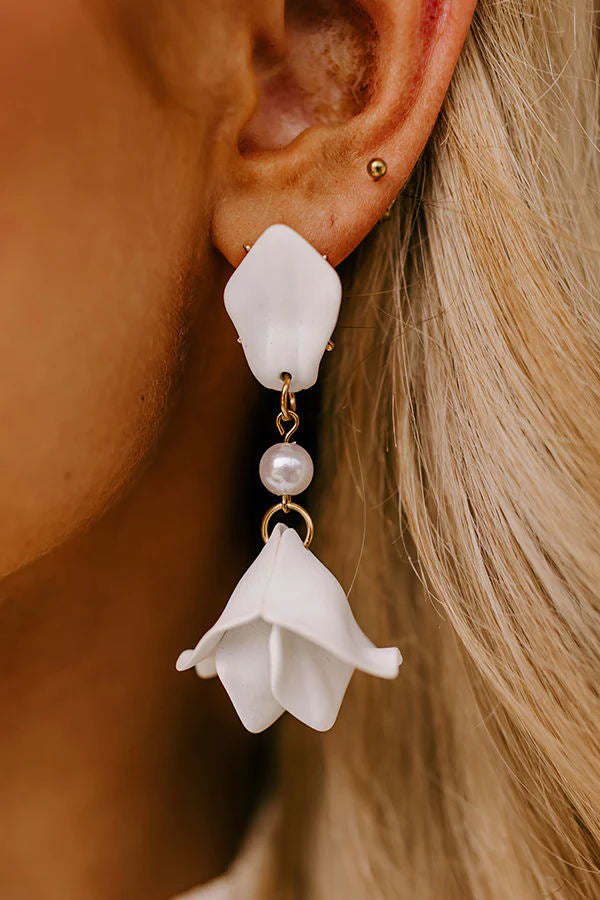 And Heartfelt Flower Pearl Earrings