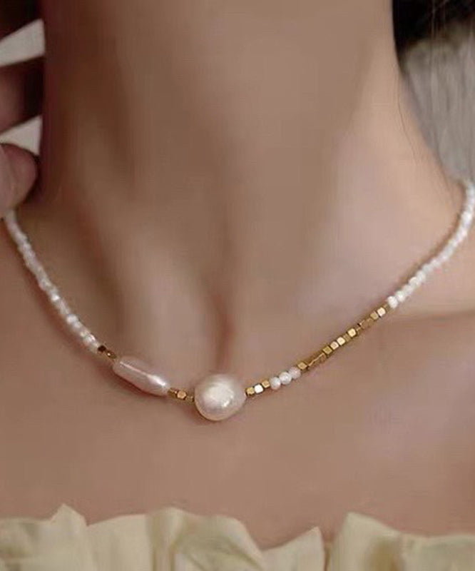 White Alloy Pearl Gratuated Bead Necklace