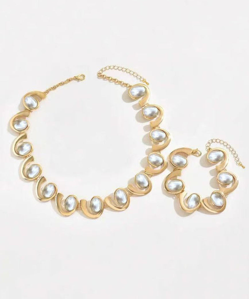 Gold Copper Necklace and Chain Bracelet Two-piece Set