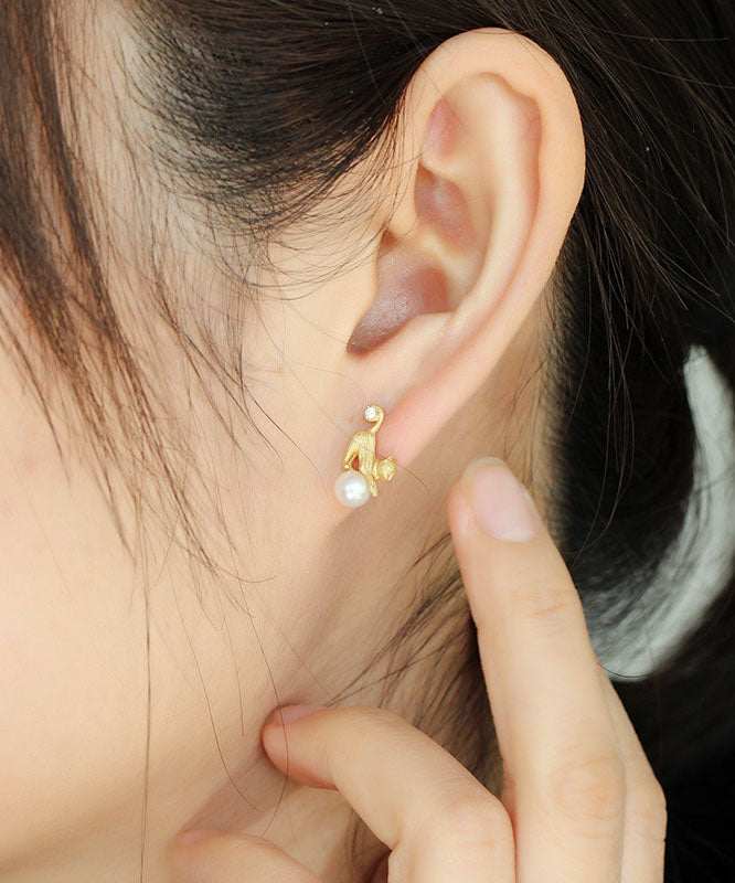 Yellow 14k Gold Cats Pearl Asymmetrical Design Stud Earrings