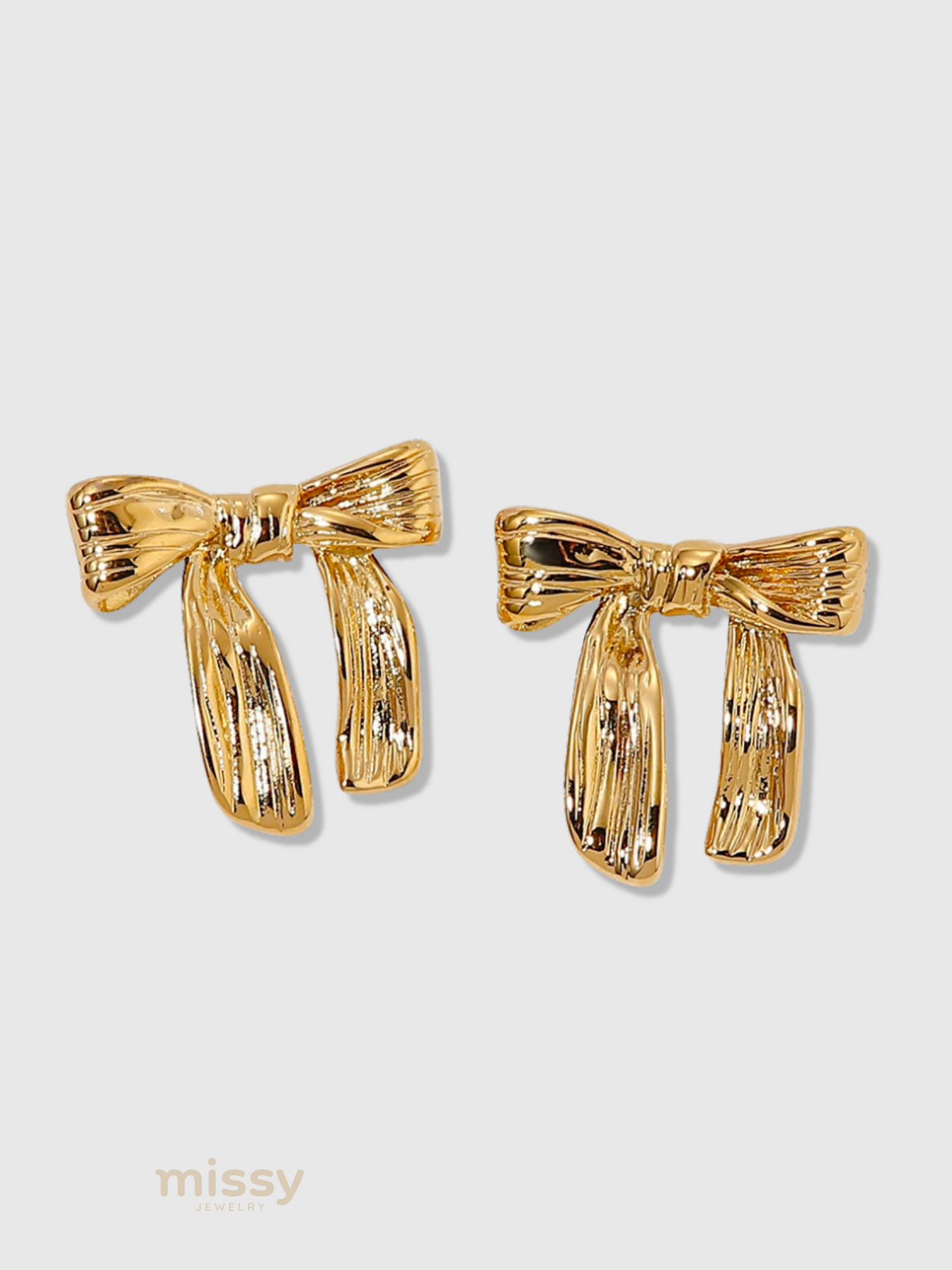 Jean Gold Hammered Studs