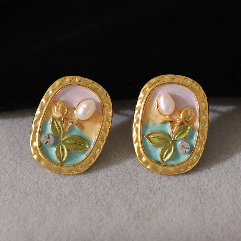 Carsyn Bloom Pearl Earrings