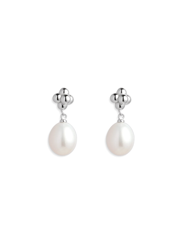 Mariah Freshwater Pearl Earrings