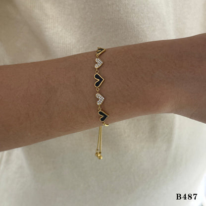 Nilah Diamond Heart Charm Bracelet