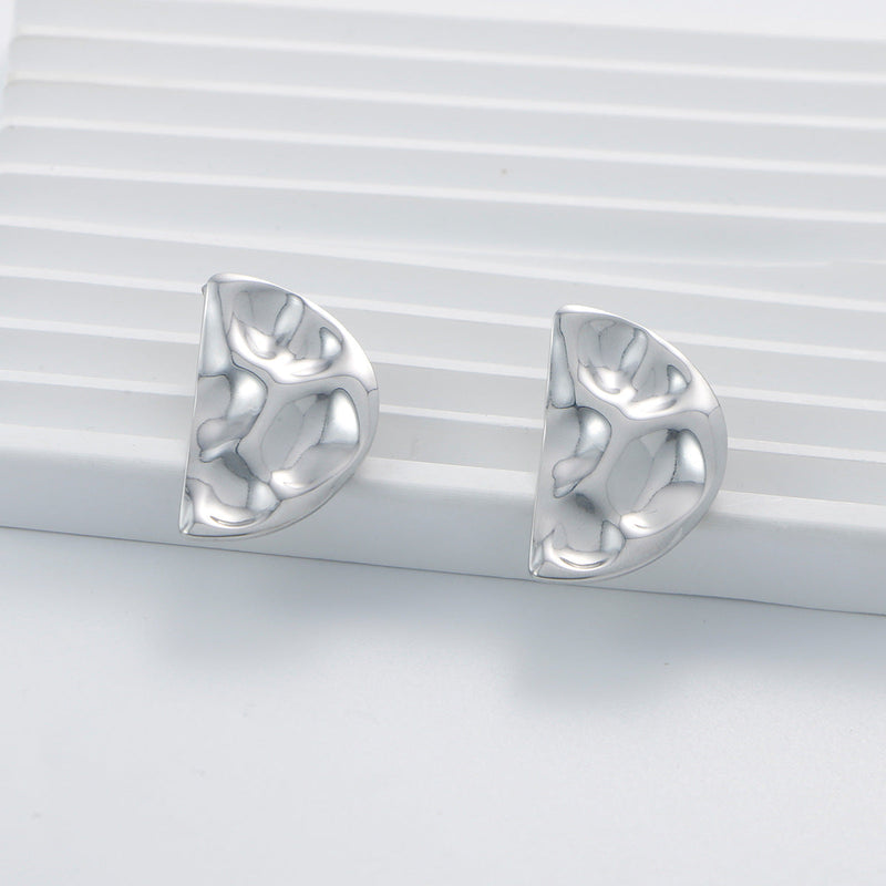 Courtlyn Hammered Irregular Earrings