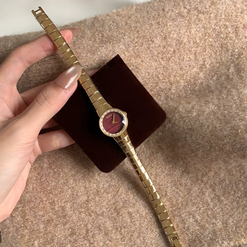 Round Dial Bracelet Watch