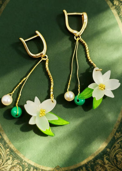 White Flower Tasseled Acrylic Drop Earrings