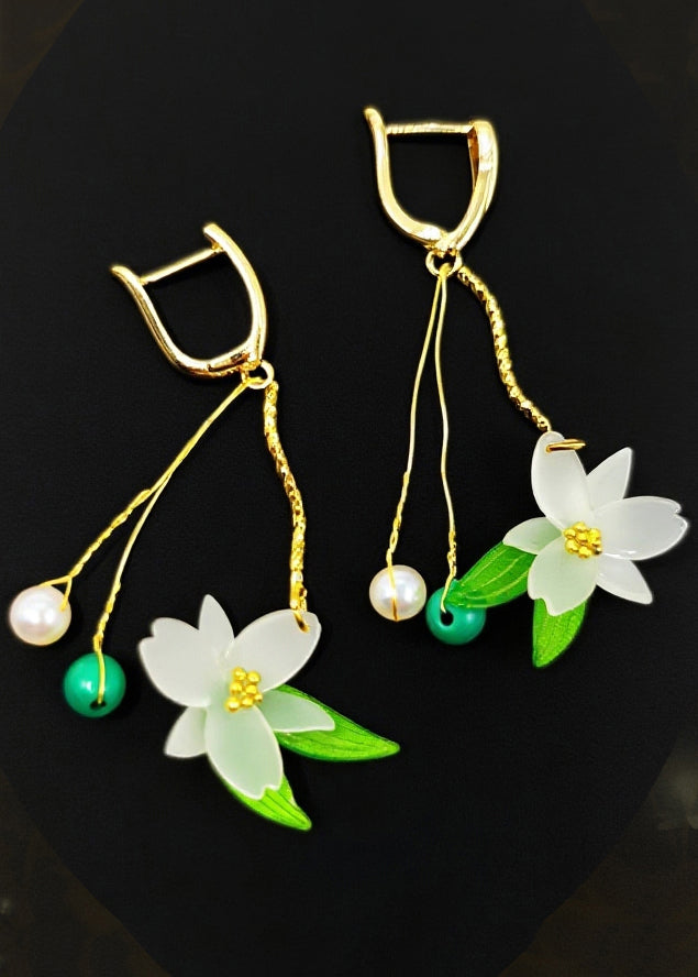 White Flower Tasseled Acrylic Drop Earrings