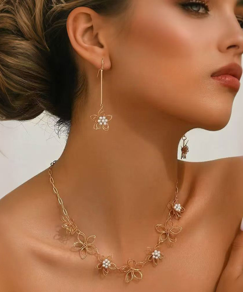 Fine Gold Metal Alloy Hollow Out Lariat Necklace and Drop Earrings Two-piece Set