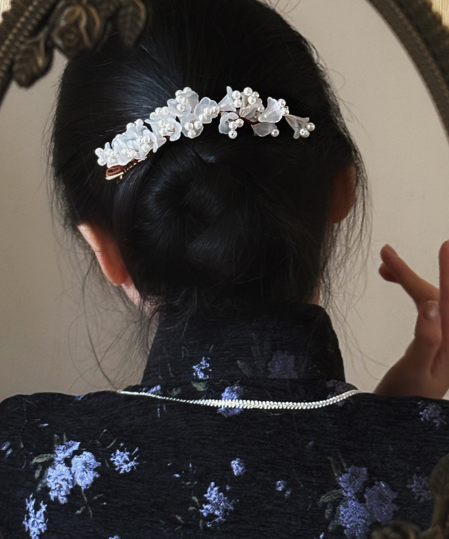 Chinese Style White Alloy Pearl Hairpin