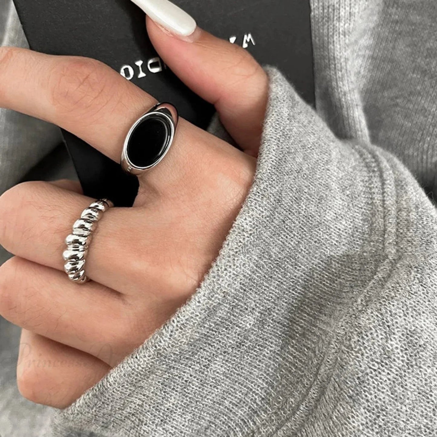Stylish Gothic Geometric Band