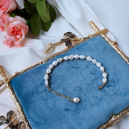 Avery Baroque Pearl Bracelet