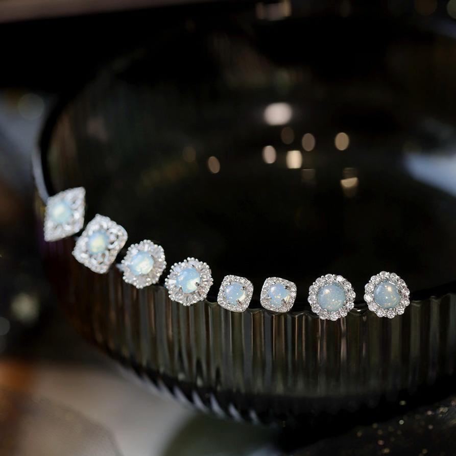 Baroque Stud Earrings - Rachelle