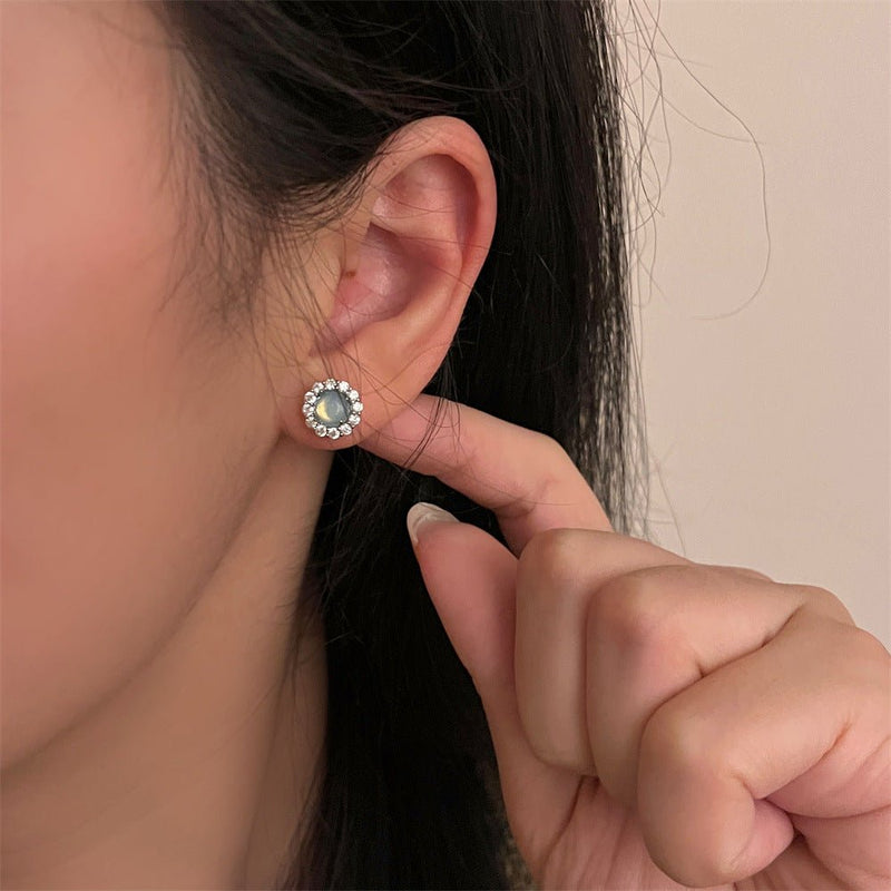 Baroque Stud Earrings - Shelly