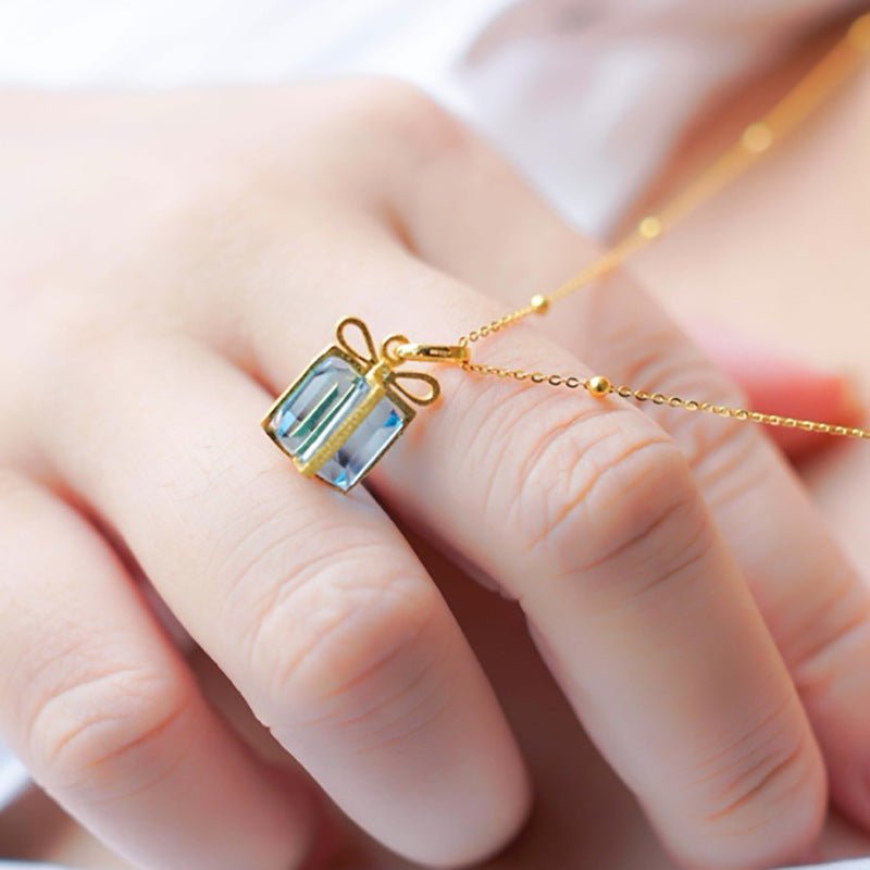 [sample ] Blue Gift Box Necklace