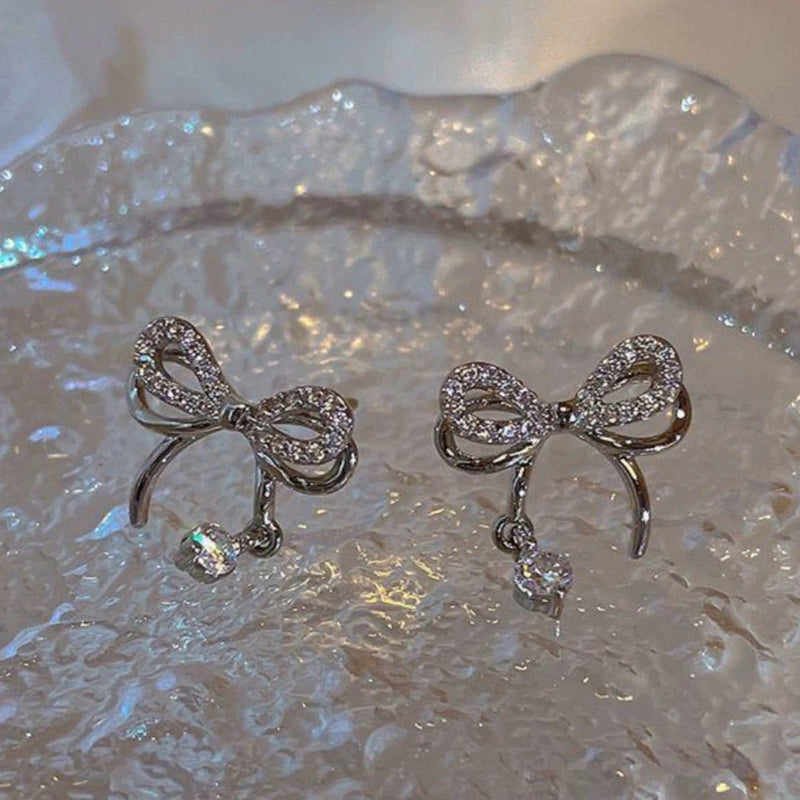 [] Delilah Bow Earrings