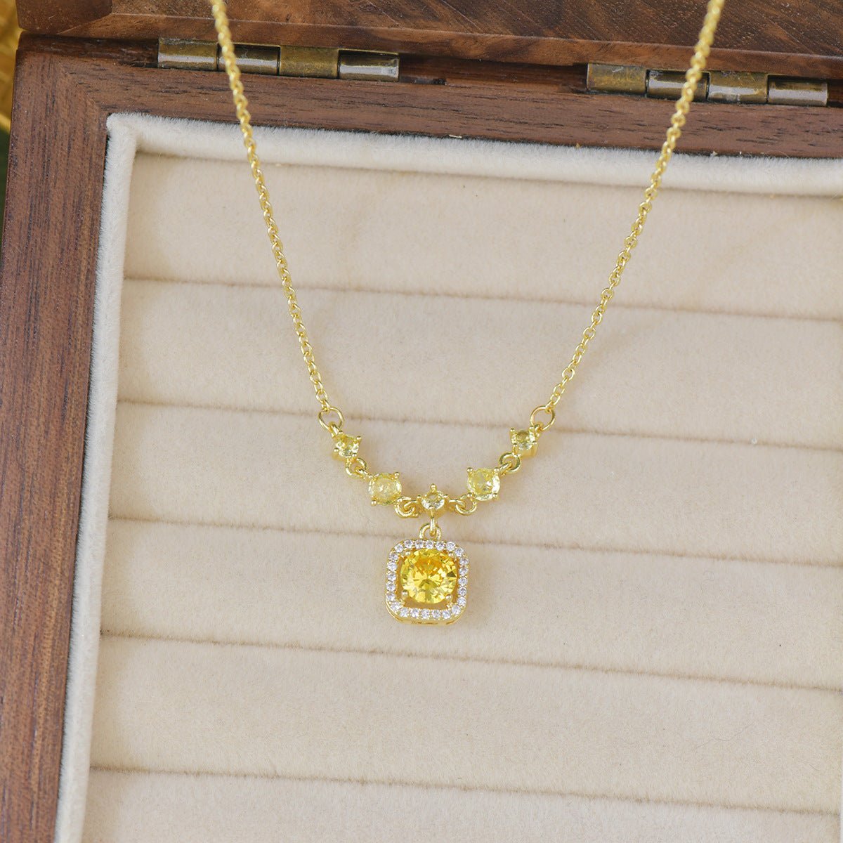 Citrine Halo Du Soleil Necklace