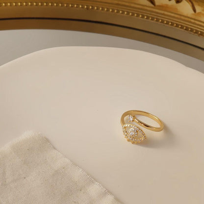 [] Evil Eye Ring