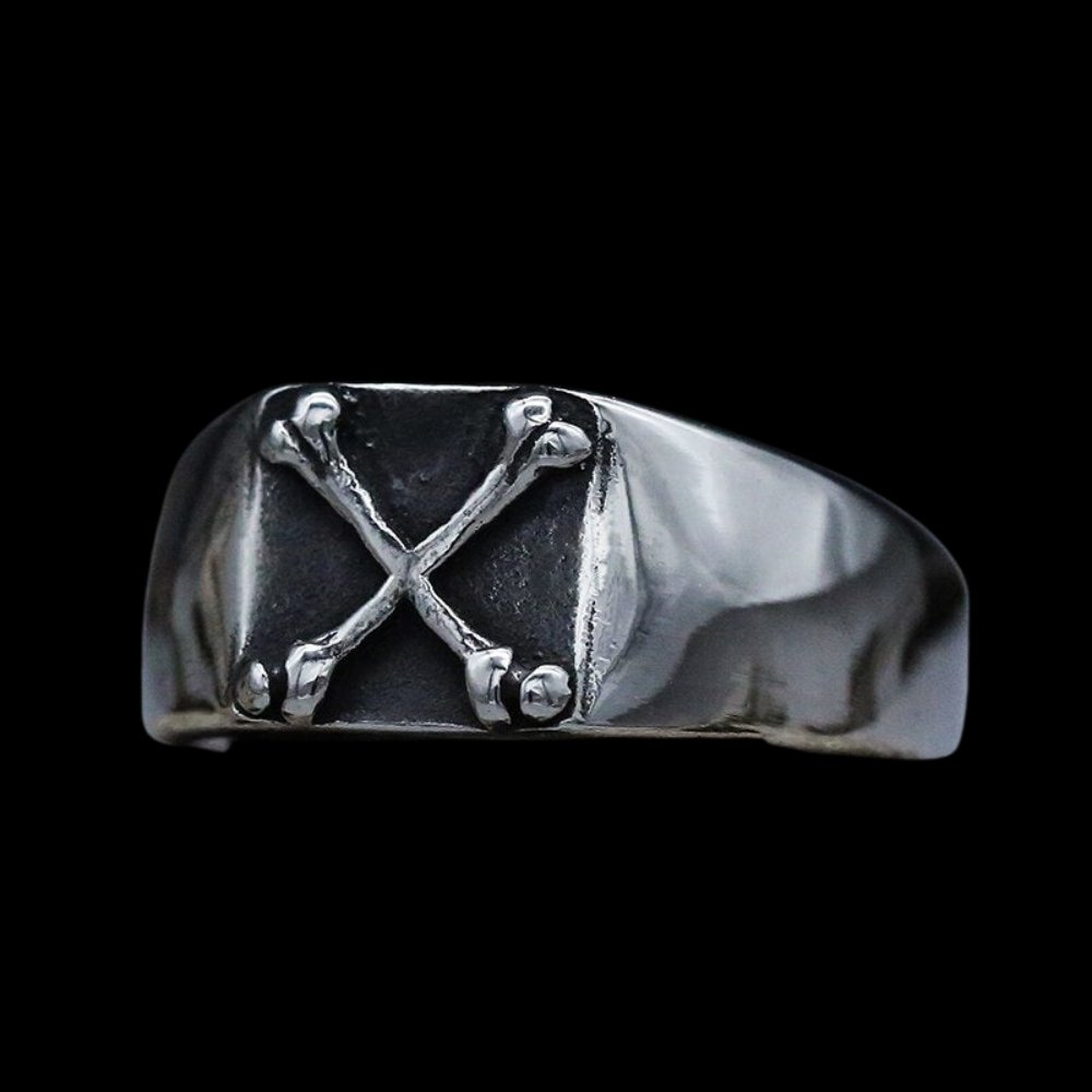 Crossbones Ring