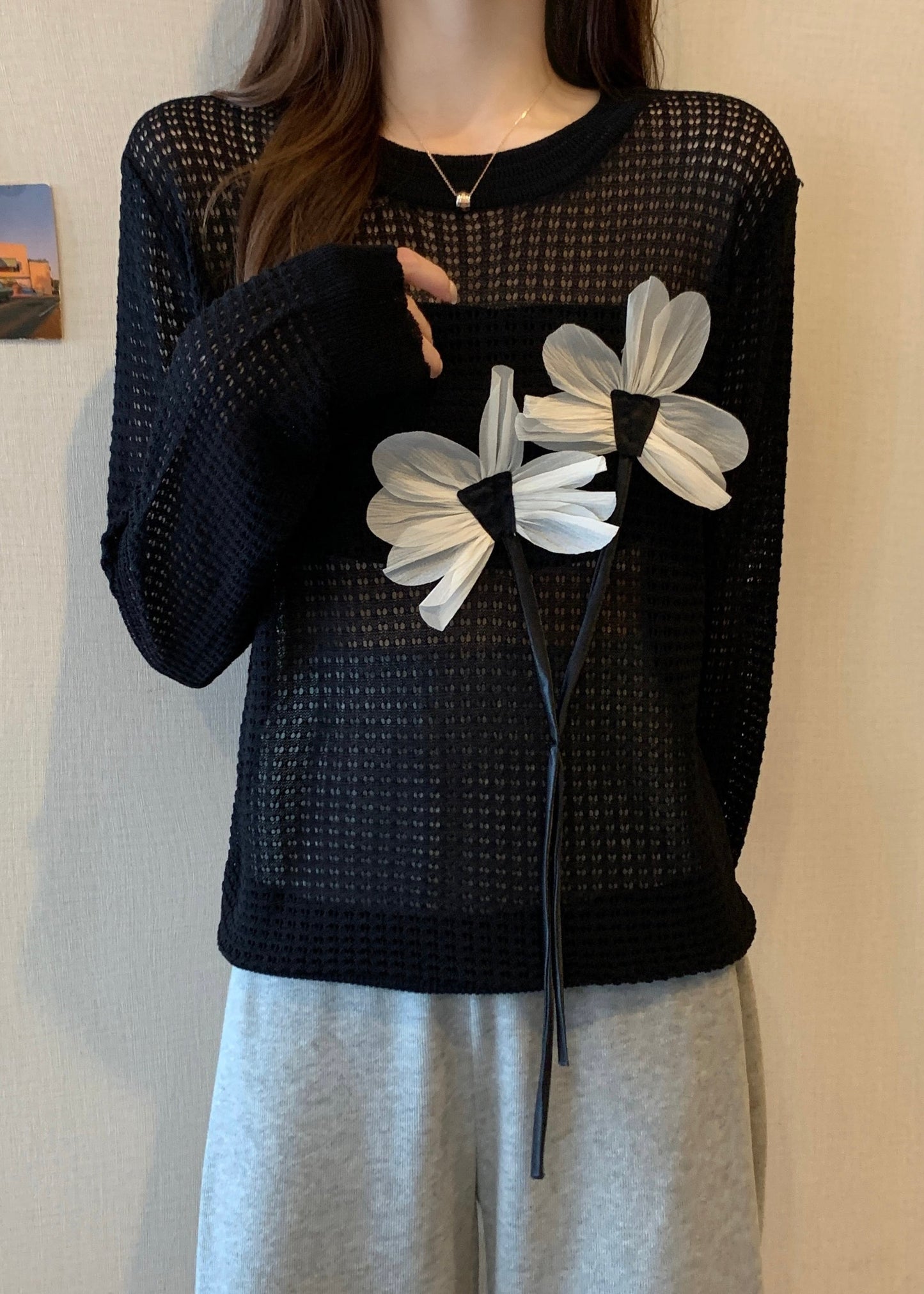 French Black O Neck Hollow Out Knit Top Spring