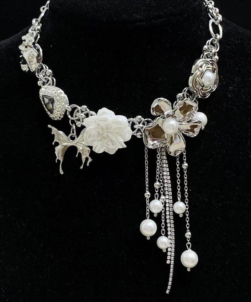 Silk Tassel Pearl Alloy Choker