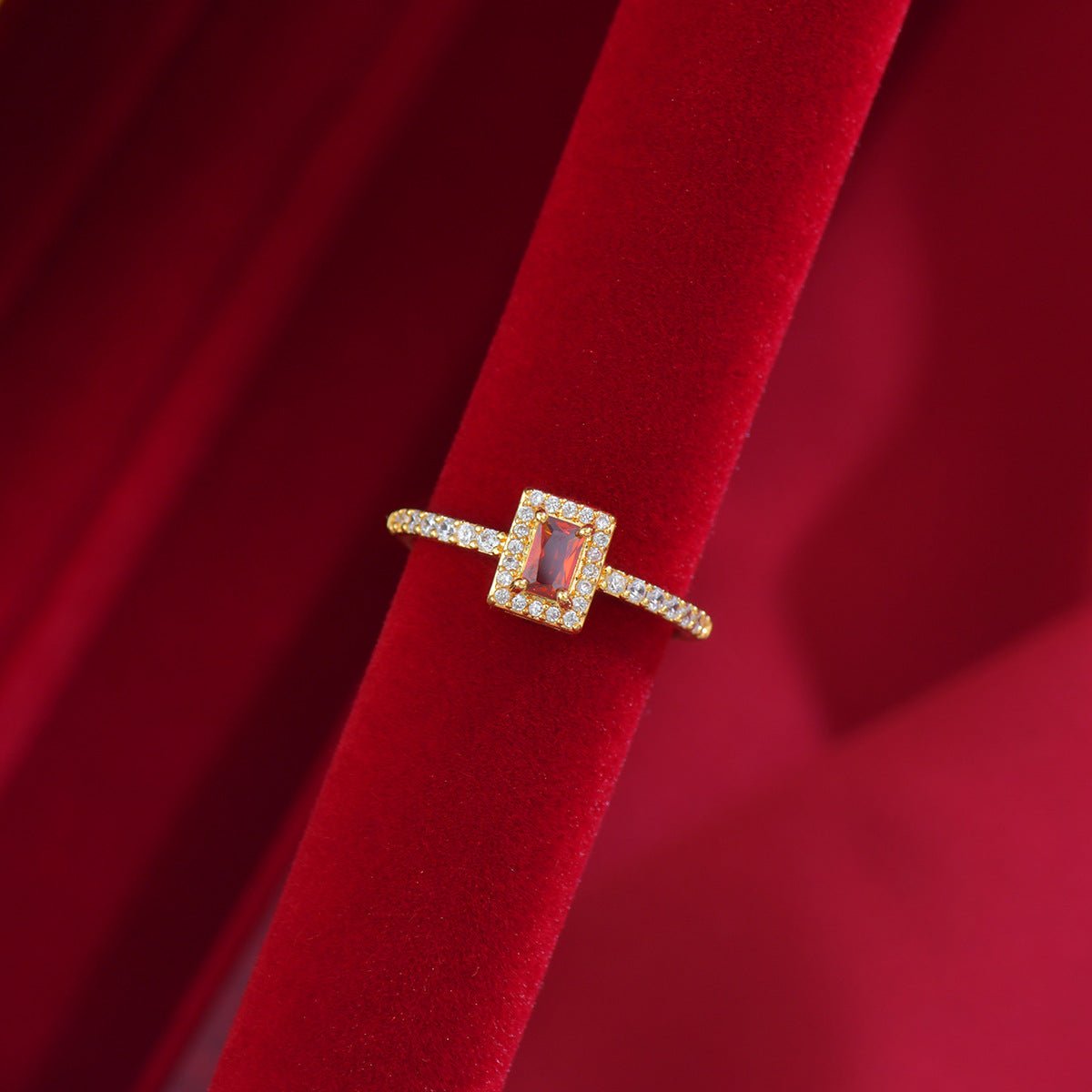 Edith Ruby Ring