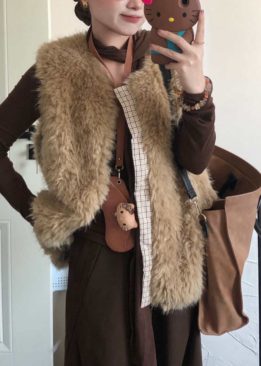 Beige O Neck Patchwork Faux Fur Vest Sleeveless