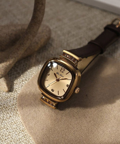 Boutique Alloy Patchwork Leather Quartz Movement Tempered Glass Watches