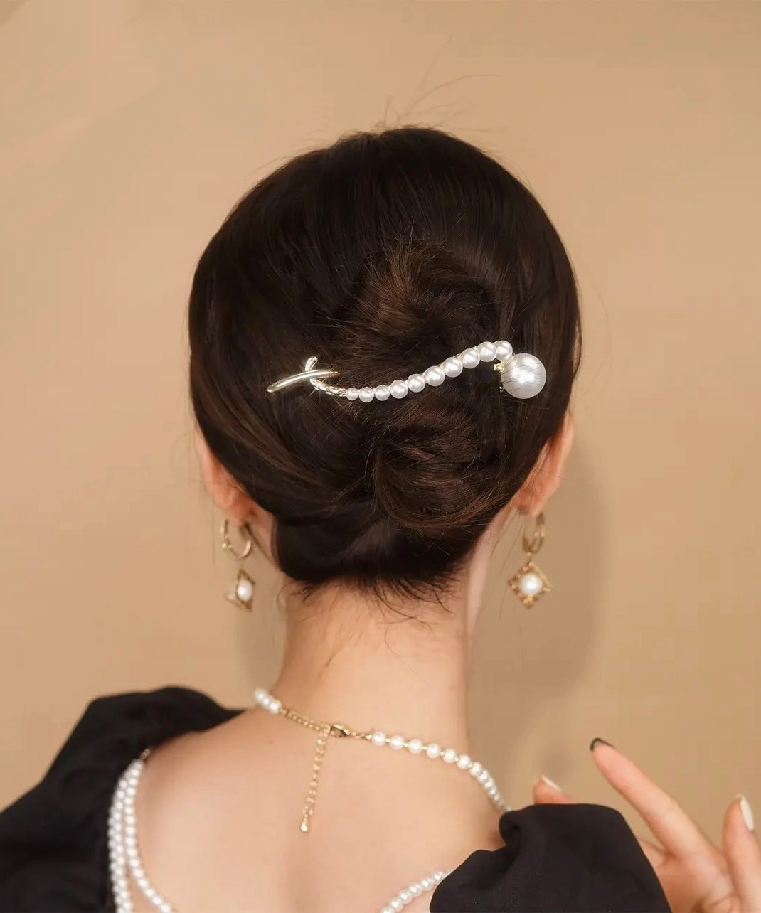 White Alloy Pearl Zircon Fish Tail Clip Hairpin