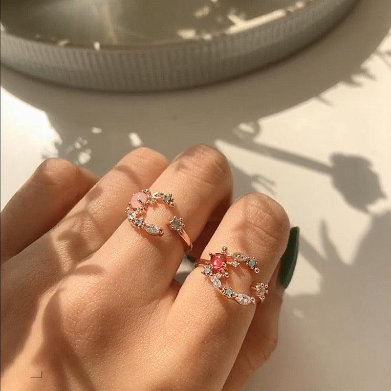 [] Moon Ring (red/pink)