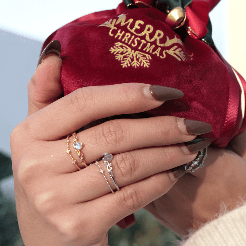 [] Gretchen Gold Aurora Ring