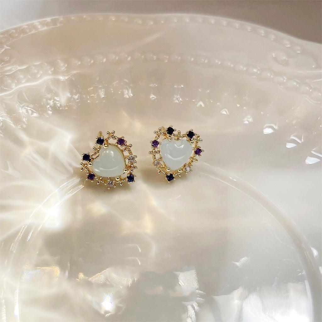 [] Chloe Heart Stud Earrings