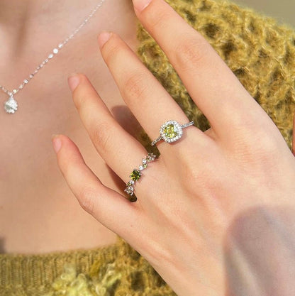 Clara Peridot Ring