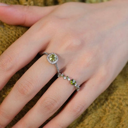 Clara Peridot Ring