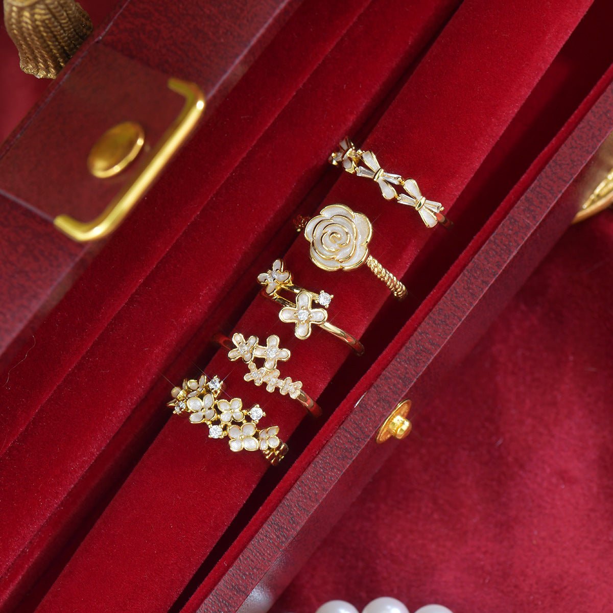 Ivory Bow Ring