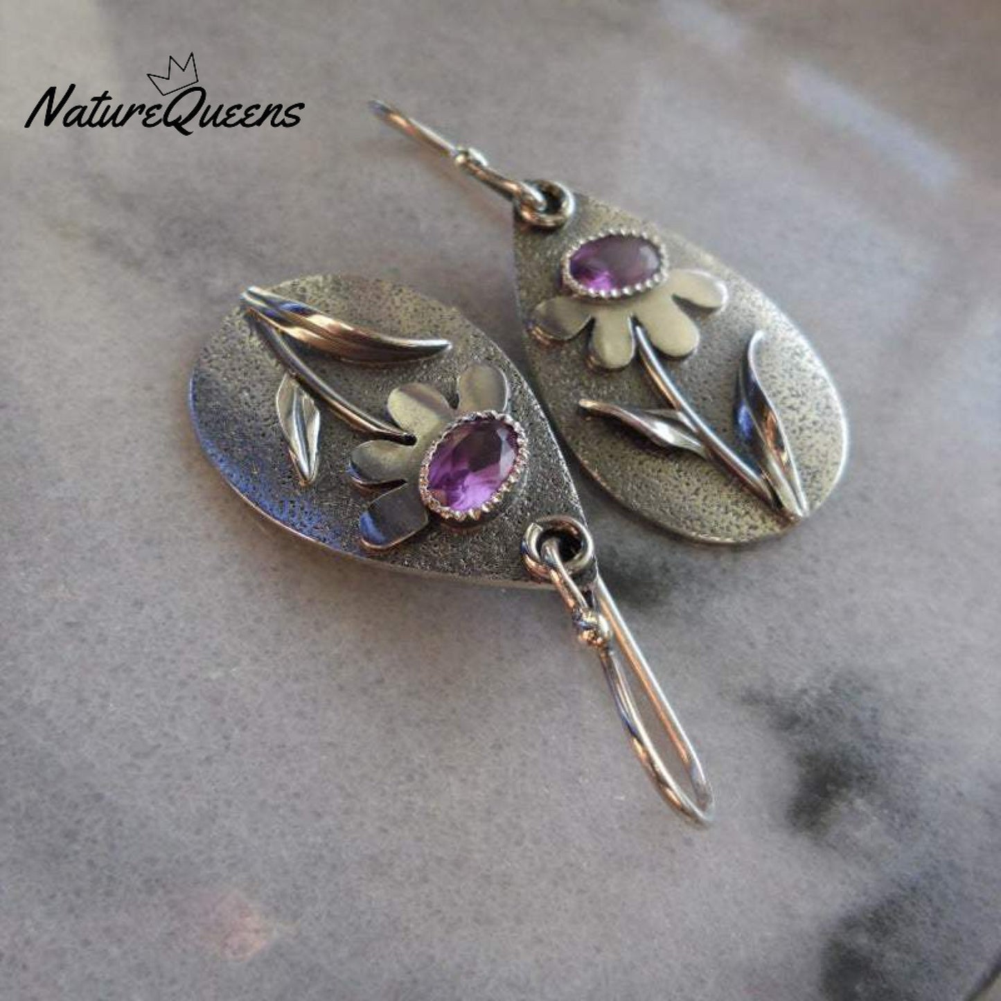 Three-dimensional Retro Earrings